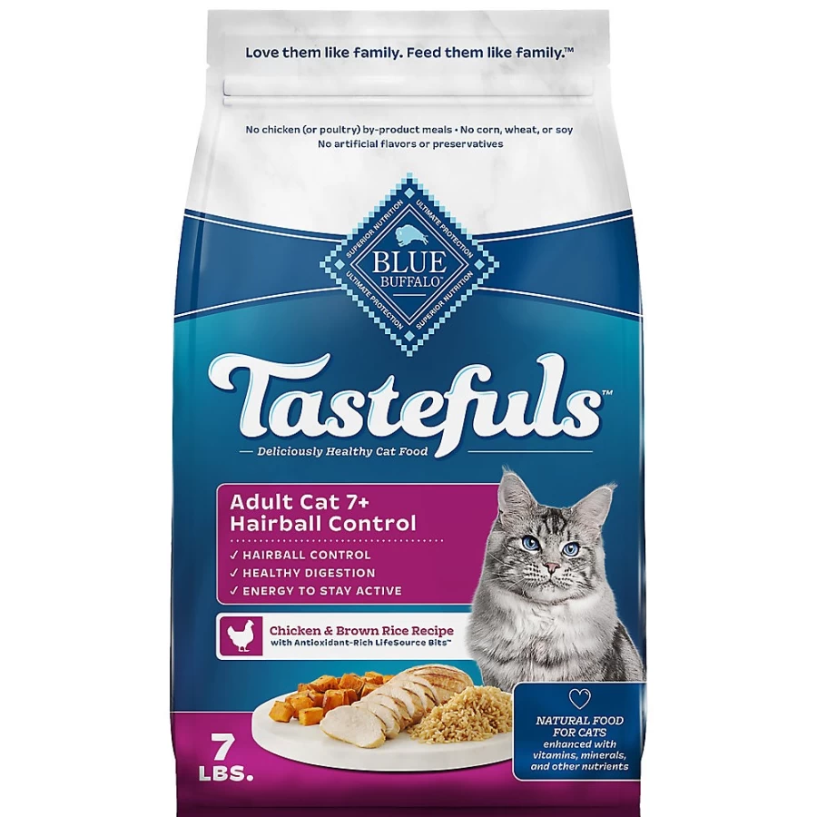 PetSmart Blue Buffalo Tastefuls Hairball Control Dry Cat Food for Adult Cats 7+ Years, Natural Chicken & Brown Rice Recipe