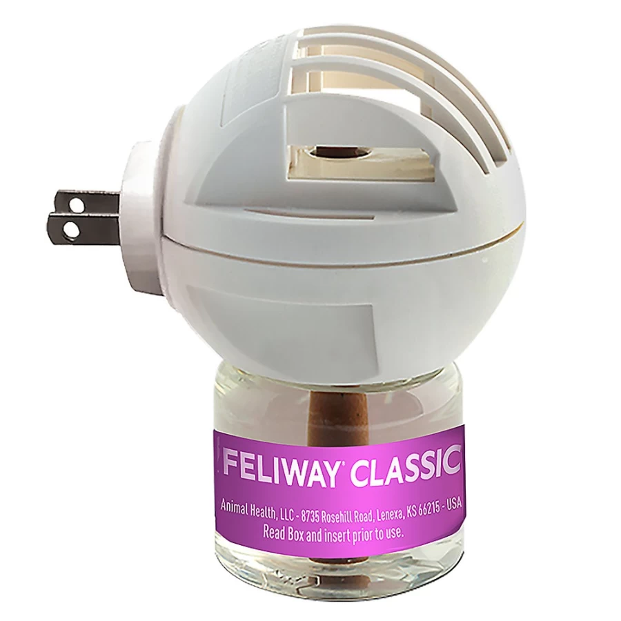 PetSmart Feliway Classic 30-Day Cat Calming Diffuser Starter Kit with 48ml Refill for Stress Relief