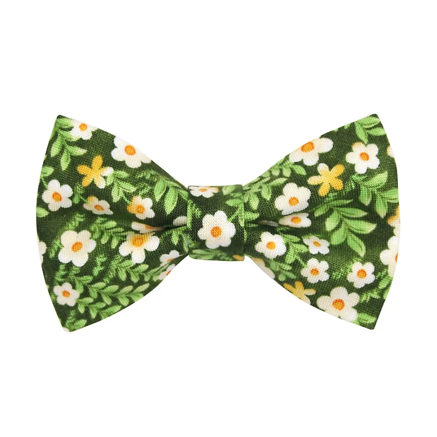 PetSmart Hazel Floral Cat Bow Tie - Elegant Handmade Accessory for Cats by Cleo
