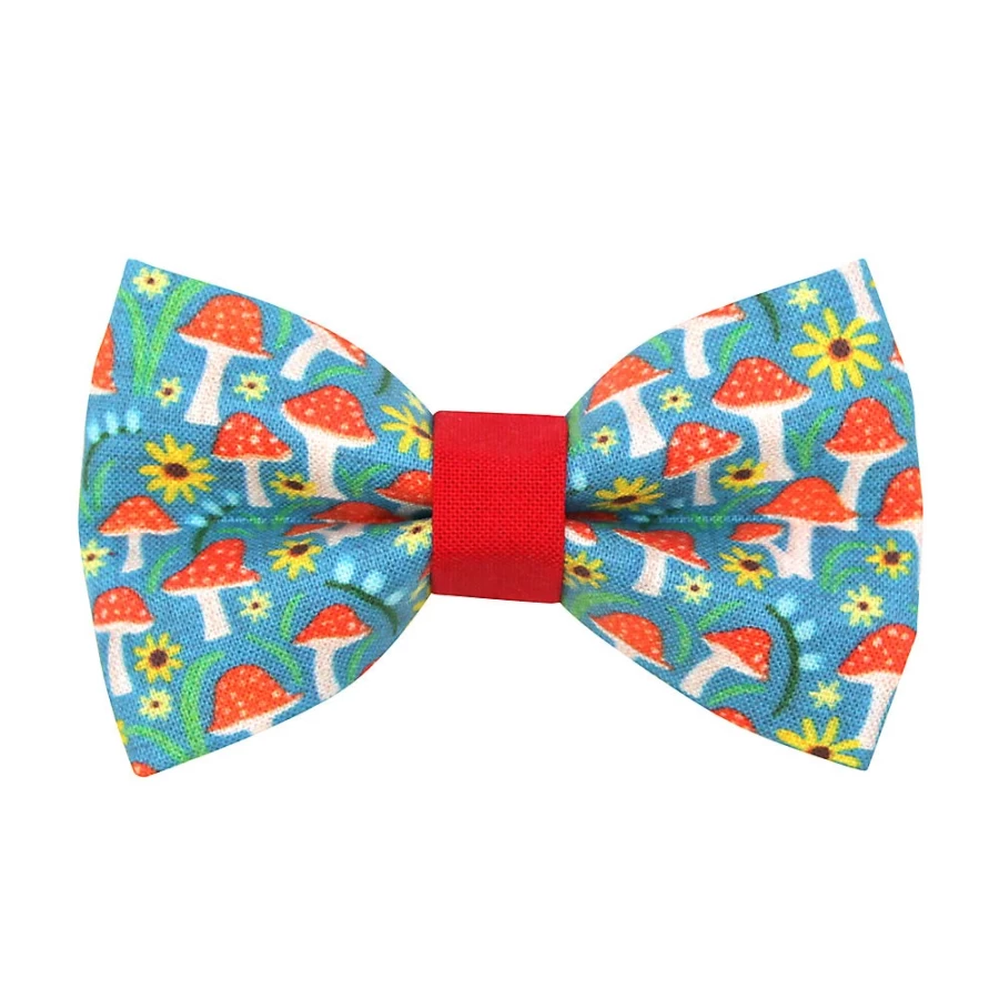 PetSmart Cleo Magic Mushrooms Cat Bow Tie - Toadstool Design Pet Accessory for Cats